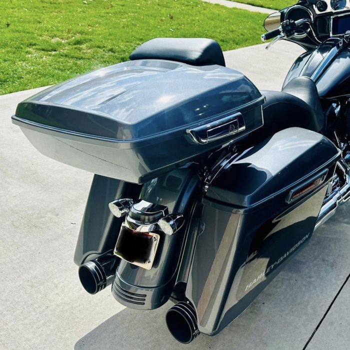 Vivid Black Harley® Touring Chopped Tour Pack w/ Slim Backrest