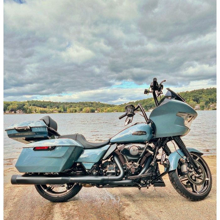 Color Matched Razor Tour Pack w/ Slim Backrest & Black Hardware