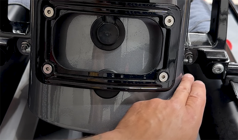 3._Rear_bracket_nuts